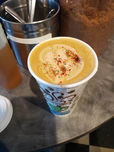 Cadence Coffee - Hospitality and gastronomy