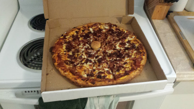 1443 Ogilvie Rd, Gloucester, ON K1J 7P3