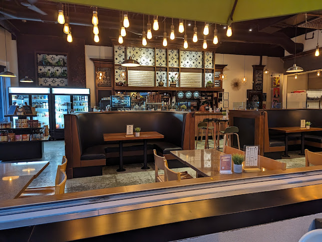 196 Christina St N, Sarnia, ON N7T 5V3