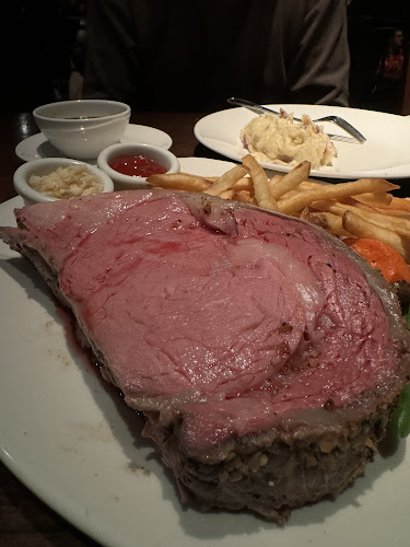 1977 Leslie St, North York, ON M3B 2M3