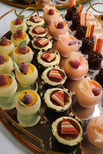 325 Weston Rd, York, ON M6N 4Z9