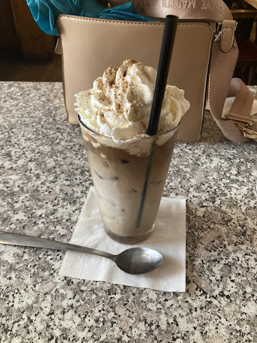 Opinii despre John's Place Restaurant în Victoria - Hospitality and gastronomy