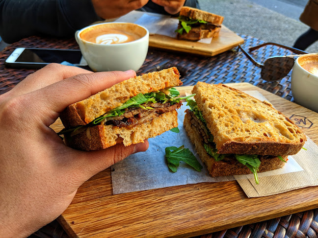 Opinii despre Small Victory Bakery în Vancouver - Hospitality and gastronomy