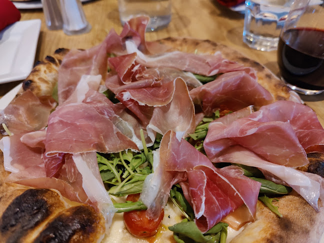 La Cucina Pizzeria Kitchener - Kitchener