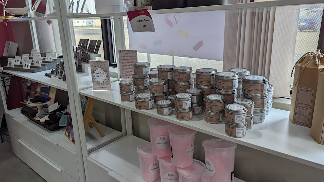 Comentarii opinii despre Confetti Sweets