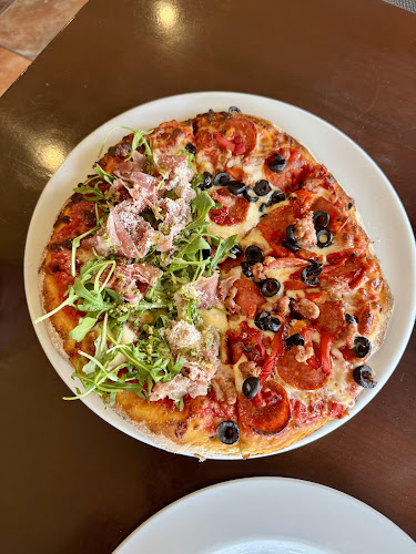 522 Great Northern Rd, Sault Ste. Marie, ON P6B 4Z9