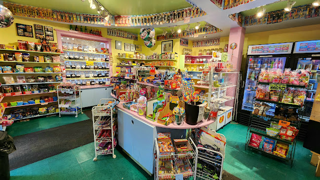 Dessart Sweets Ice Cream & Candy Store - Hospitality and gastronomy