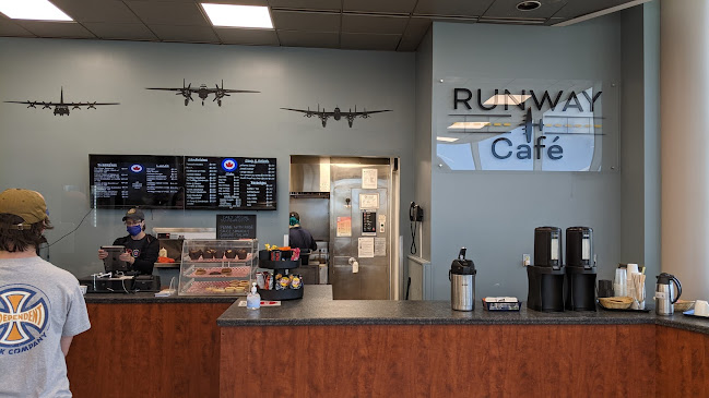Runway Café