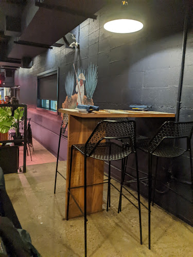 Opinii despre Pablo Cocktail Lounge în Edmonton - Hospitality and gastronomy