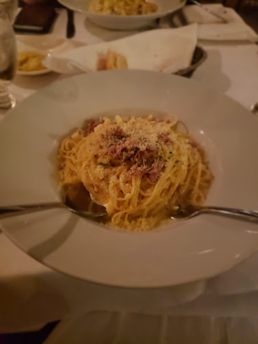 1209 Lonsdale Ave, North Vancouver, BC V7M 2H5