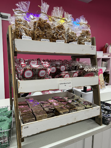 Opinii despre Confetti Sweets în Sherwood Park - Hospitality and gastronomy