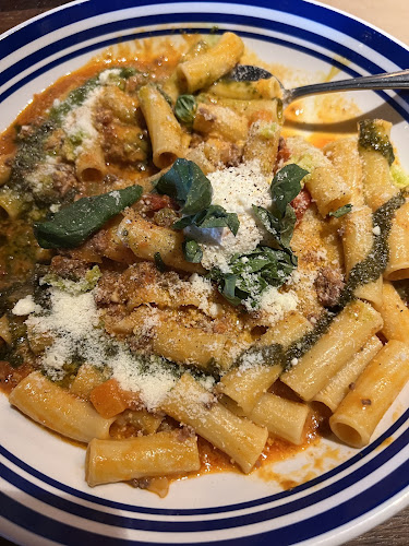 Scaddabush Italian Kitchen & Bar - Hospitality and gastronomy