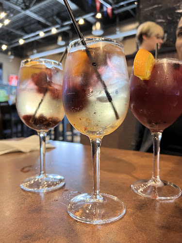 Charley Ronick's Pub & Restaurant - Hospitality and gastronomy