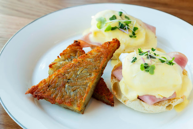 Opinii despre Hutch Cafe în Calgary - Hospitality and gastronomy