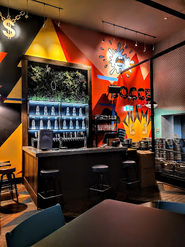 965 Granville St, Vancouver, BC V6Z 1L3