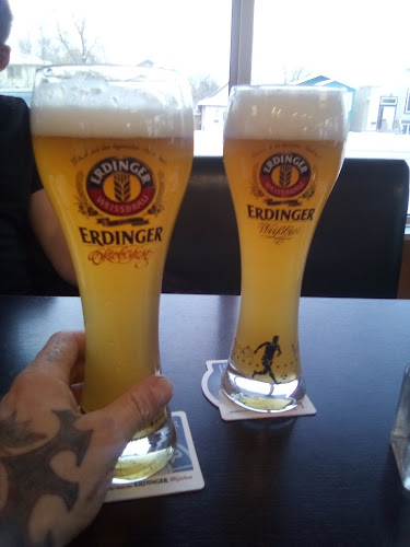 1883 Ness Ave, Winnipeg, MB R3J 0Y8