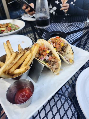 The Port House Social Bar & Kitchen Burlington - Burlington