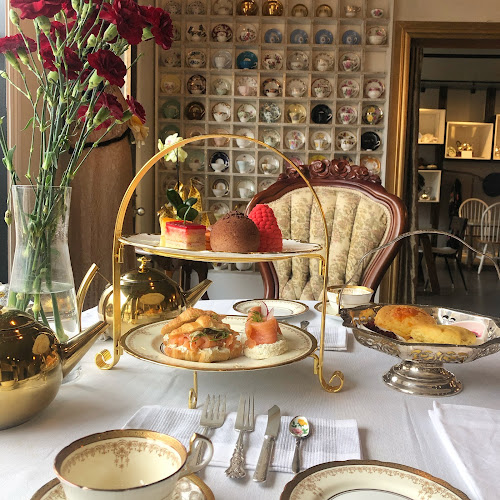 Comentarii opinii despre Jassy Boutique & Tearoom