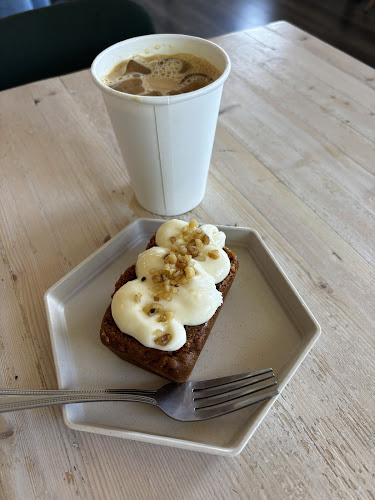 321 Selby St A, Nanaimo, BC V9R 2R4