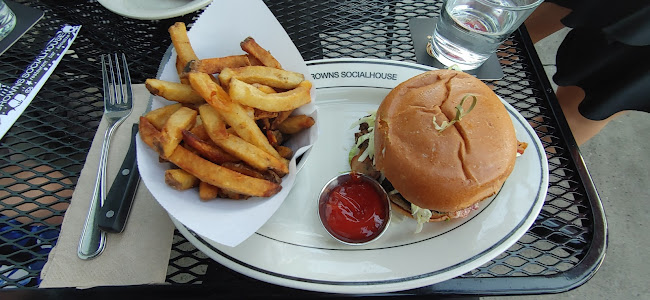 259 Northfield Dr E, Waterloo, ON N2K 0G5