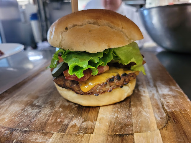 Kihiw Restaurant - Hospitality and gastronomy