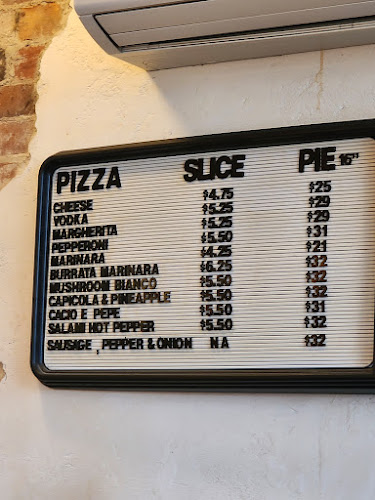 Opinii despre Pizzeria Badiali în Toronto - Hospitality and gastronomy