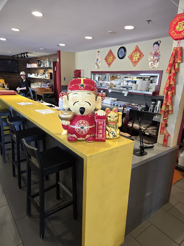 2220 Bowen Rd, Nanaimo, BC V9S 1H9