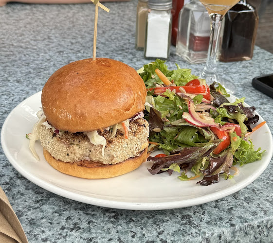 The Cheshire Cat Pub - Ottawa