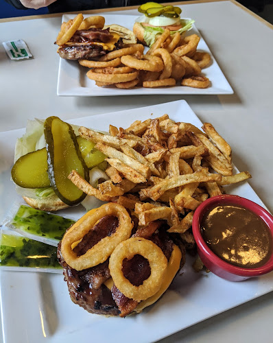 Comentarii opinii despre McIntyre Coffee Shop