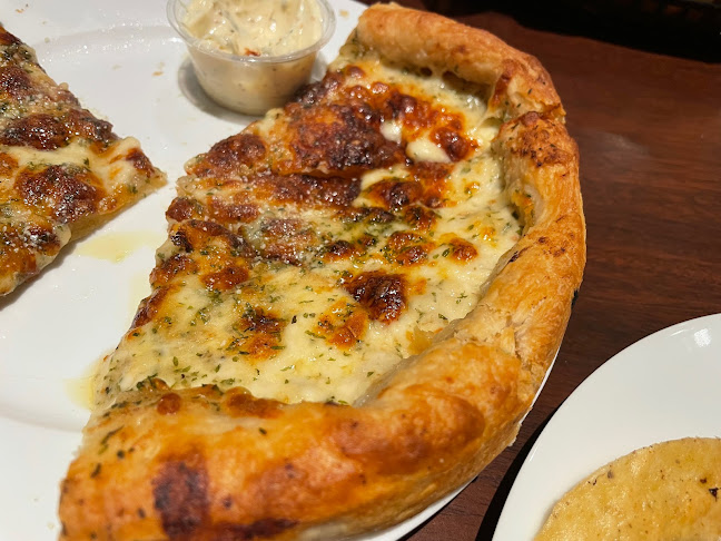 Opinii despre The Crazy Canuck Kitchener în Kitchener - Hospitality and gastronomy