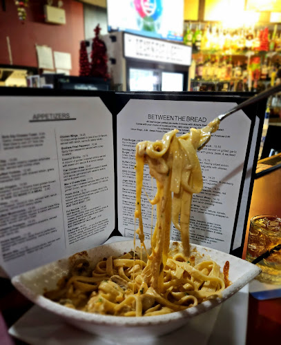 Leah's Bar and Grill