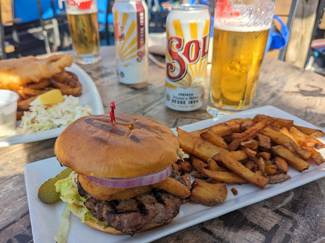 Roc'N Doc's - Hospitality and gastronomy