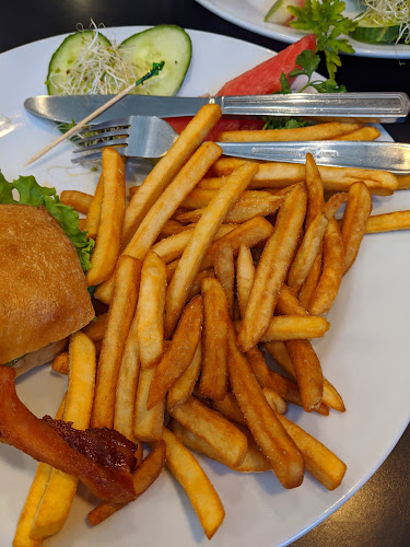 Comentarii opinii despre Omega Cafe