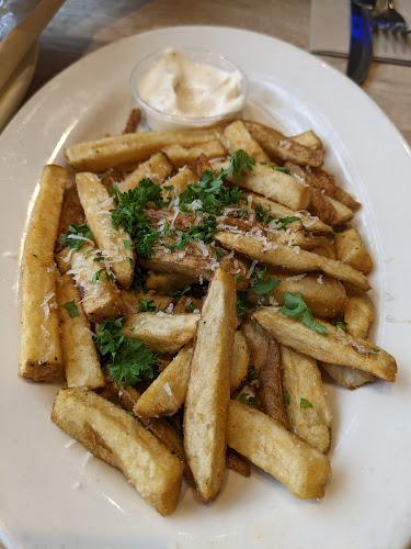 70 McLeod Ave, Spruce Grove, AB T7X 3C7