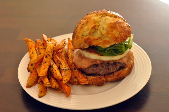 Opinii despre Sal's Family Restaurant în Sarnia - Hospitality and gastronomy