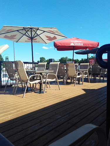 Opinii despre DayzOff Pub în Medicine Hat - Hospitality and gastronomy