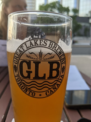 3373 Bloor St W, Etobicoke, ON M8X 1G2