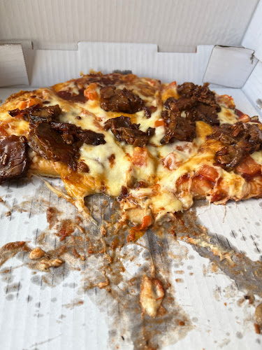 Opinii despre Inglewood Pizza în Calgary - Hospitality and gastronomy