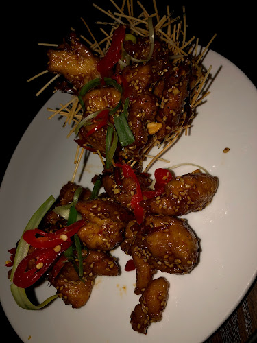 620 King St W, Toronto, ON M5V 2N2