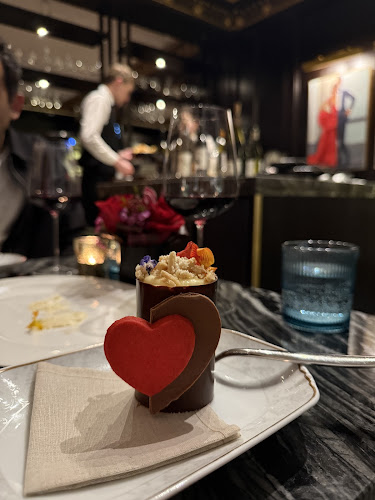 801 W Georgia St, Vancouver, BC V6C 1P7