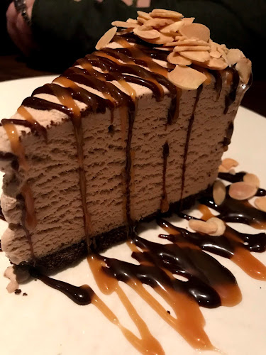 The Keg Steakhouse + Bar - South Edmonton Common - Hospitality and gastronomy