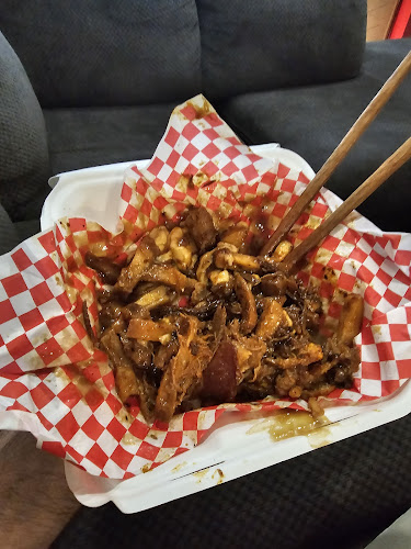 Comentarii opinii despre The Crazy Canuck Kitchener