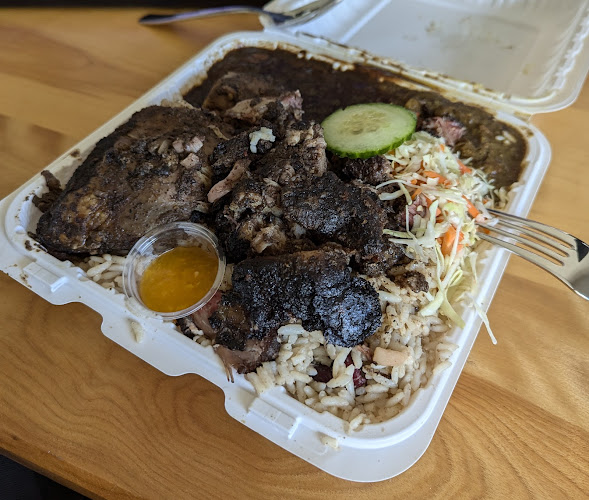 Cook Wi A Cook Jamaican Restaurant - Fredericton