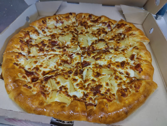 Pizza Hut - Hospitality and gastronomy