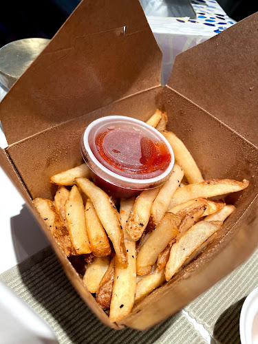 Pigot's Burger Club - Calgary