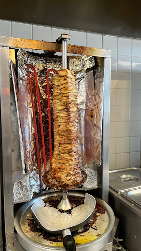 Chicago Wrap & Subs - Hospitality and gastronomy