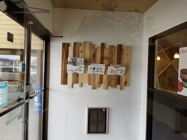 18-200 Meadowood Dr, Winnipeg, MB R2M 5G3