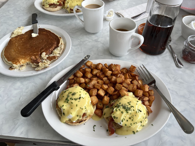 Opinii despre Bobby Sox 50's Diner în Maple Ridge - Hospitality and gastronomy