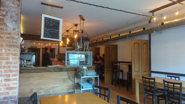 145 Russell Ave, St. Catharines, ON L2R 1W2