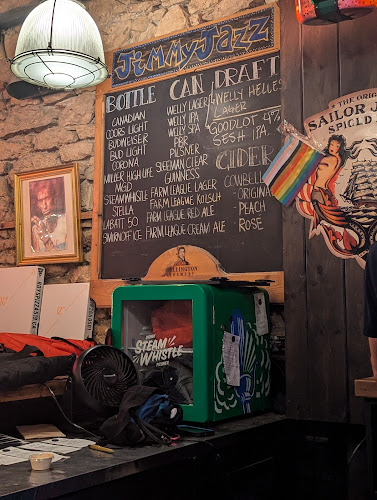 Roy's Pizza - Hospitality and gastronomy